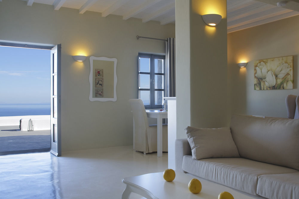 Carpe Diem Santorini Pýrgos Екстериор снимка